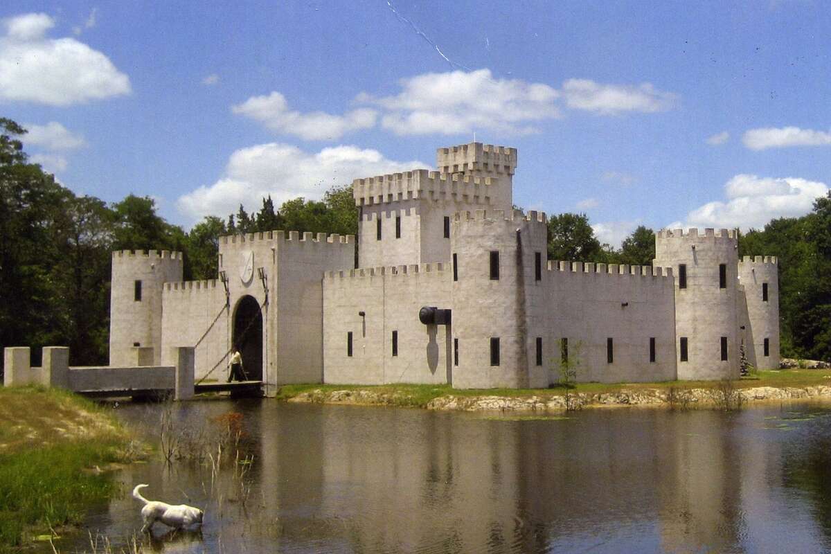 In June, members of the Ageless Angels of the Pasadena Community Club traveled to Belleville to visit Newman's Castle. The first stop was Newman's Bakery, 504 E. Main, in the heart of Belleville. A guide escorted the group to the Castle, the walk across the drawbridge and then conducted the tour of the grounds, the keep and the chapel. The visitors admired the intricate handy work throughout. The tour and lunch takes about two hours. Back into Belleville, there was sight-seeing around the historic town. Making a last stop at the Newman Bakery, they indulged in the tasty treats and made purchases to take home. Helen Alexander of the local historical society can provide invaluable information about visiting the attraction, 979-865-3530.