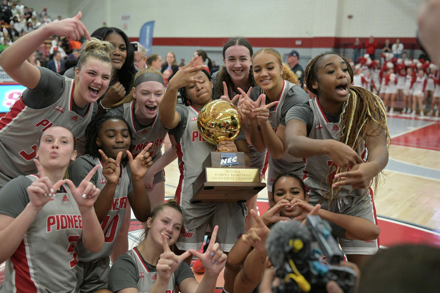 NCAA bound Sacred Heart Women s Basketball Team Wins NEC Title ncaa-bound-sacred-heart-women-s-basketball-team-wins-nec-title