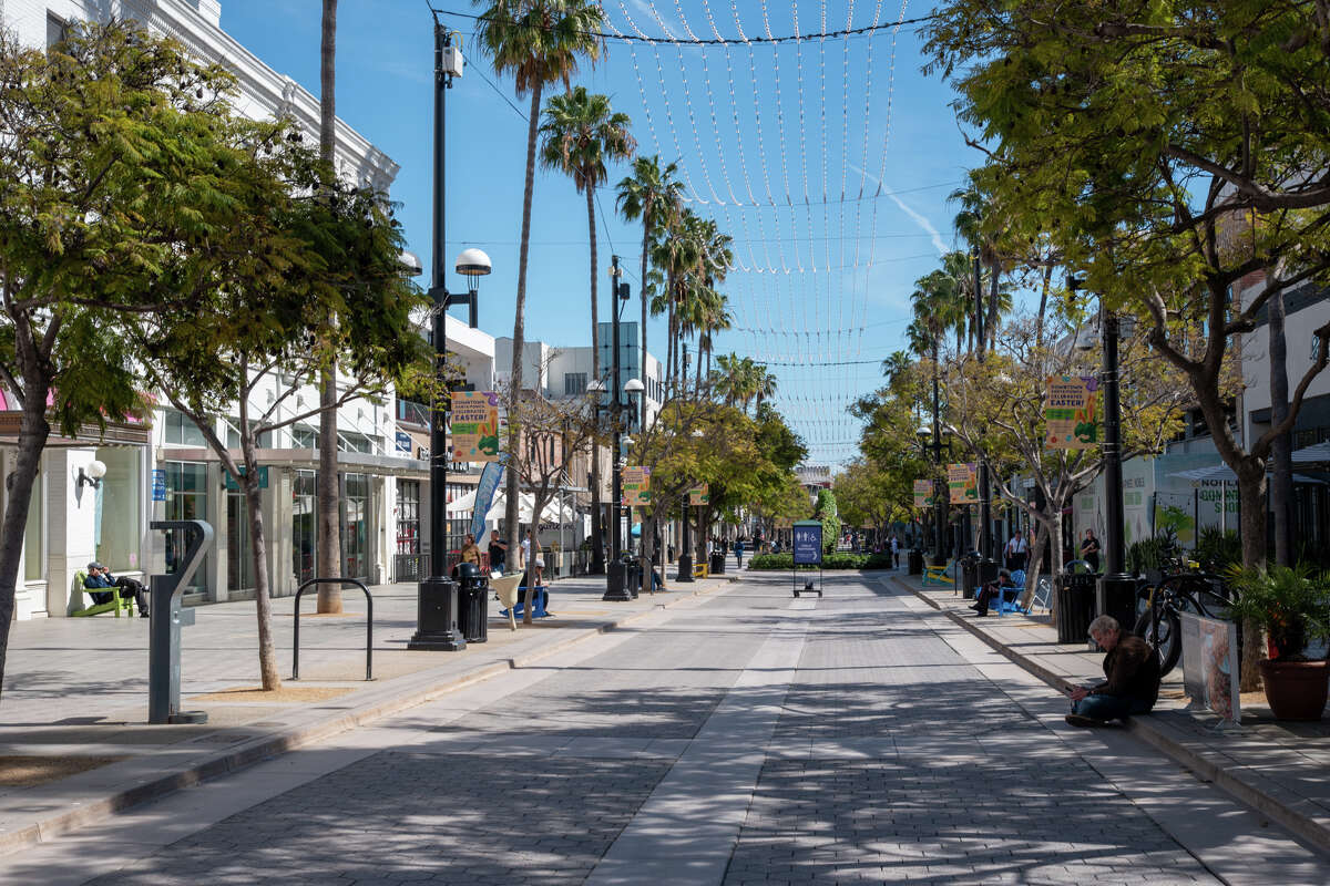 A wide shot of 3rd Street Promenade in Santa Monica, Calif. on March 12, 2024.