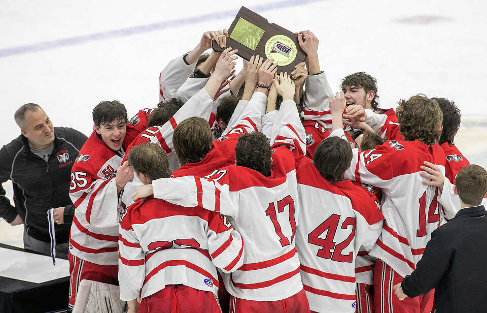 Cheshire, Biagio Pepe win D2 CIAC hockey tournament championship.