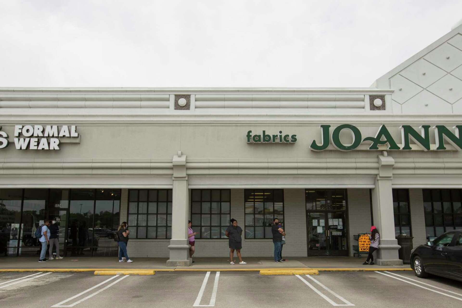 Joann fabric going out of business sales to start at all stores