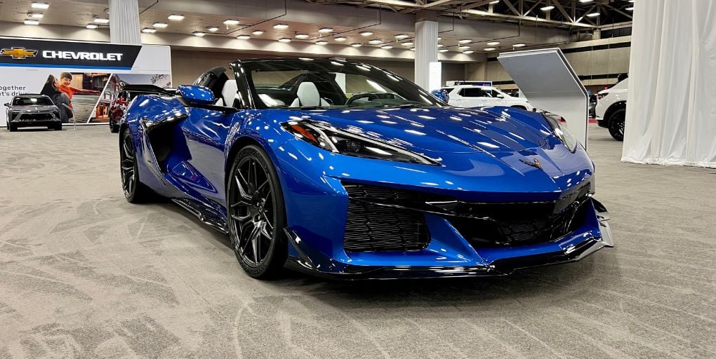 How to Choose Your First Sports Car