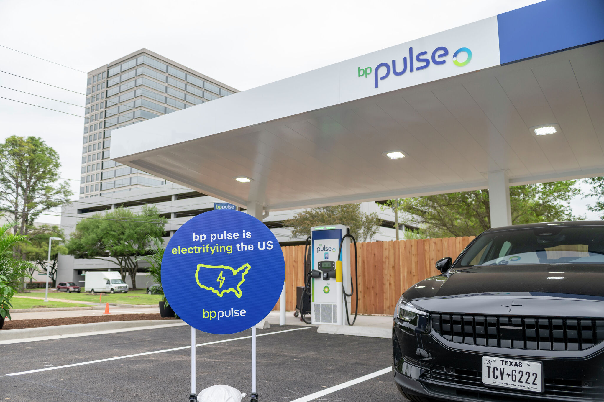 Shell, BP's charging network plan could accelerate the EV revolution