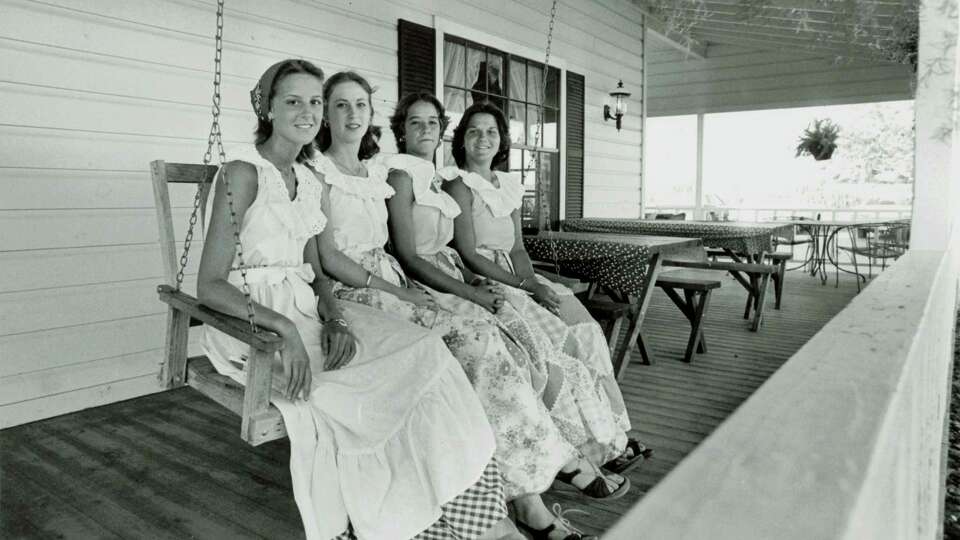 Local waitresses dish up homemade food at Womack's House Restaurant, 29706 FM 1093, in Fulshear, where the fare is strictly country and family-style, June 30, 1977.