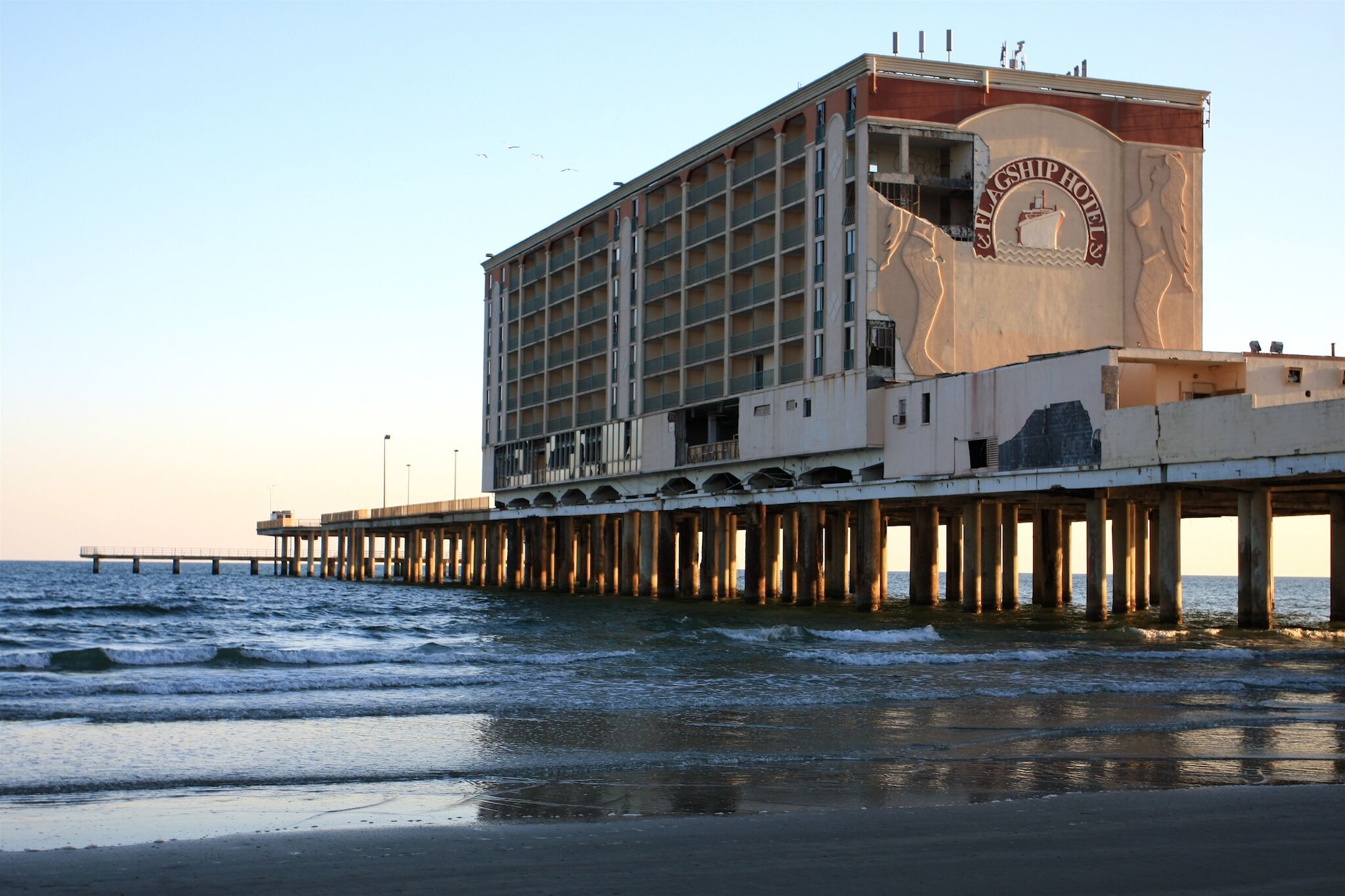 Galveston's Flagship hotel captivates long after demise