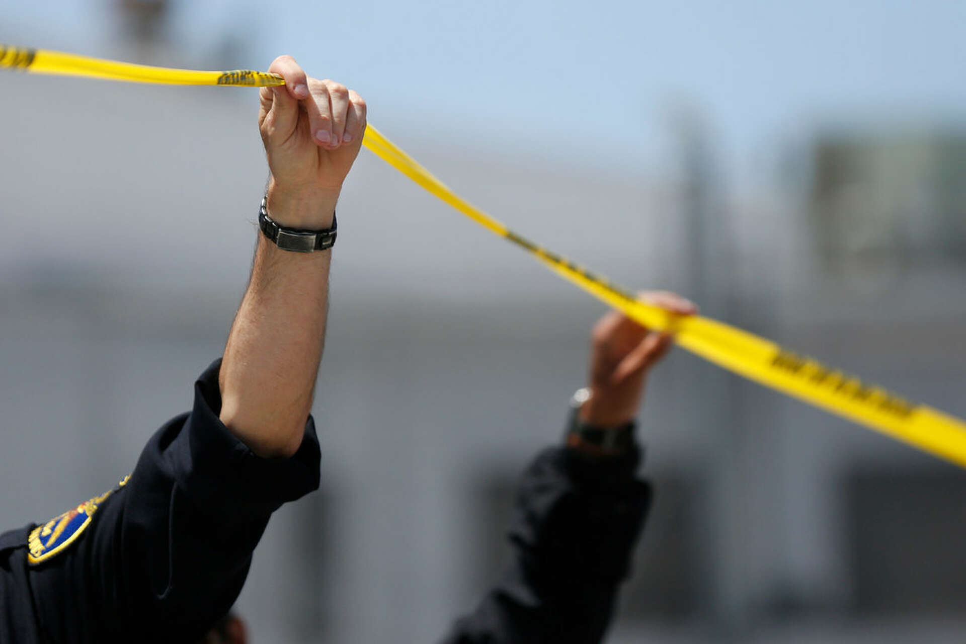 Bay Area police: Man killed after advancing on officer with knife