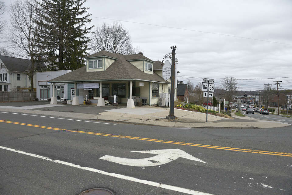 Tony’s Corner Deli in Ridgefield closes after 14 years, blames COVID