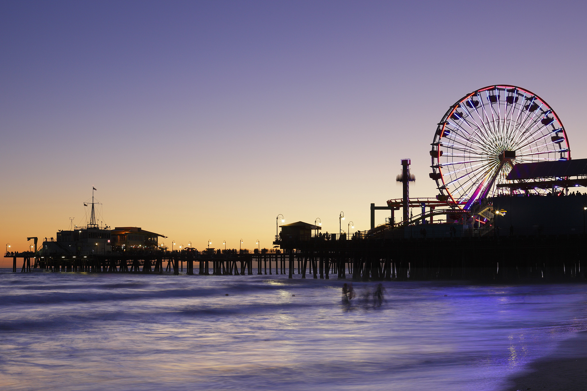 LA's Santa Monica Pier amusement park gets wealthy new owner