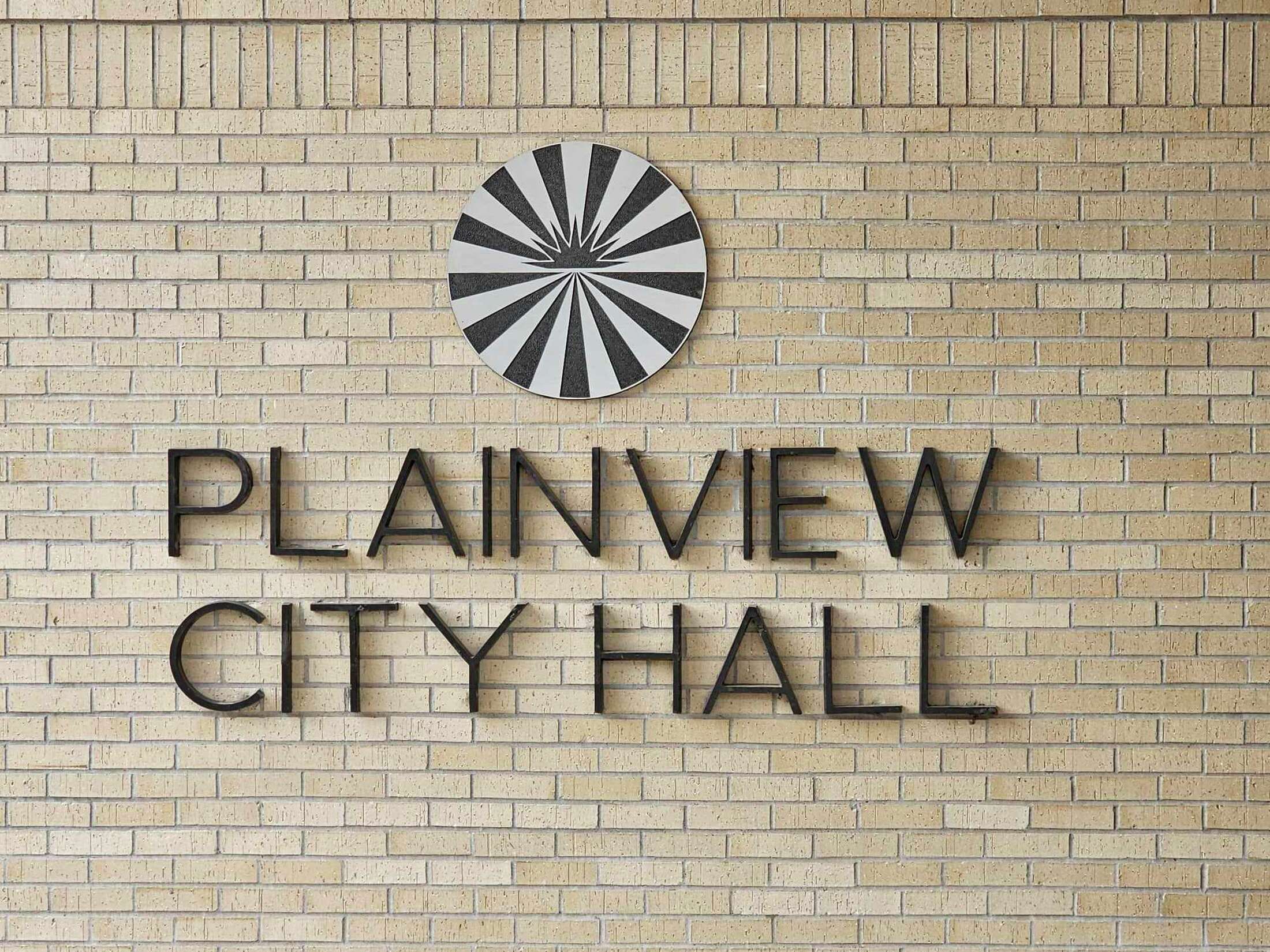 Plainview City Council approves purchase of several vehicles for city