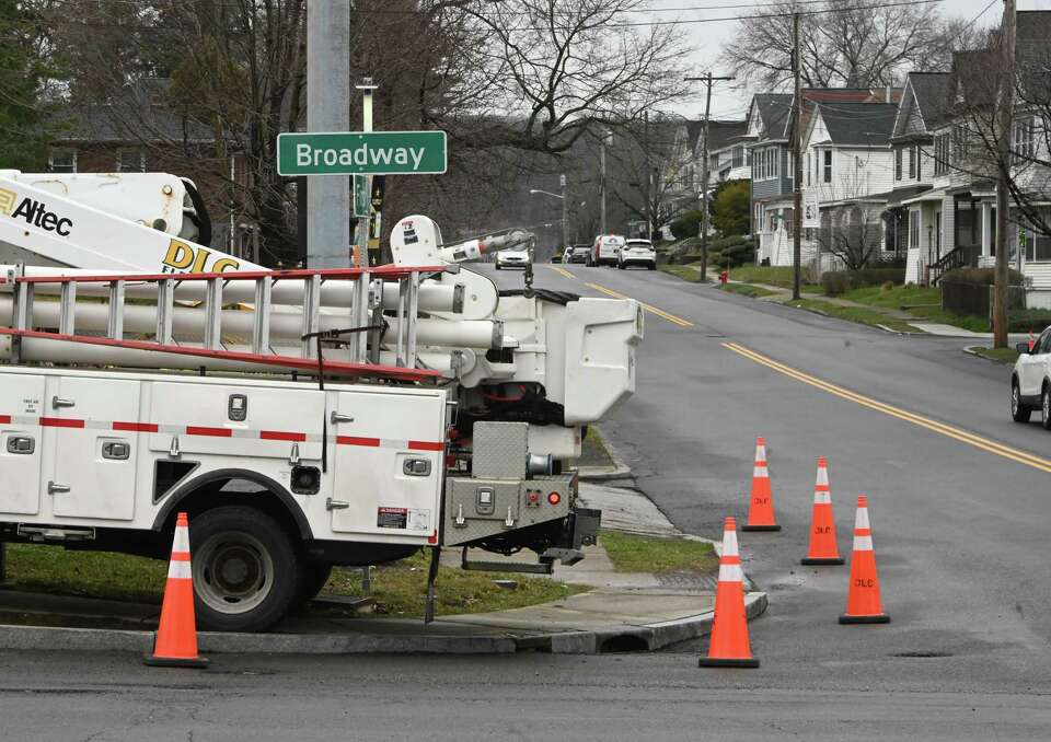 Study under way of Broadway from Albany north to Watervliet