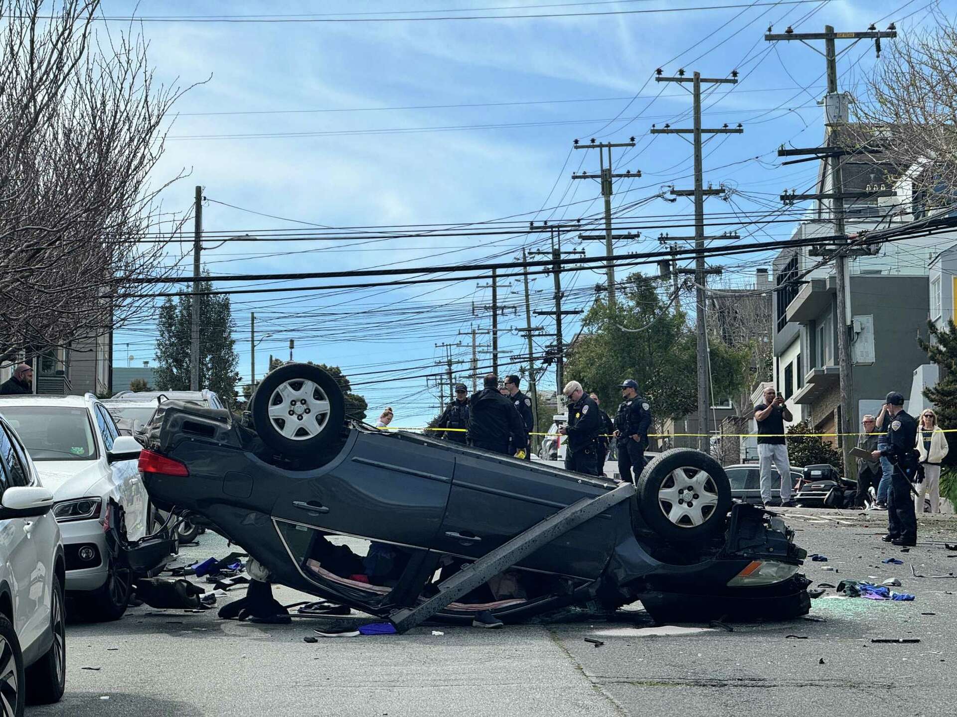 Driver dies after being ejected during rollover crash in SF