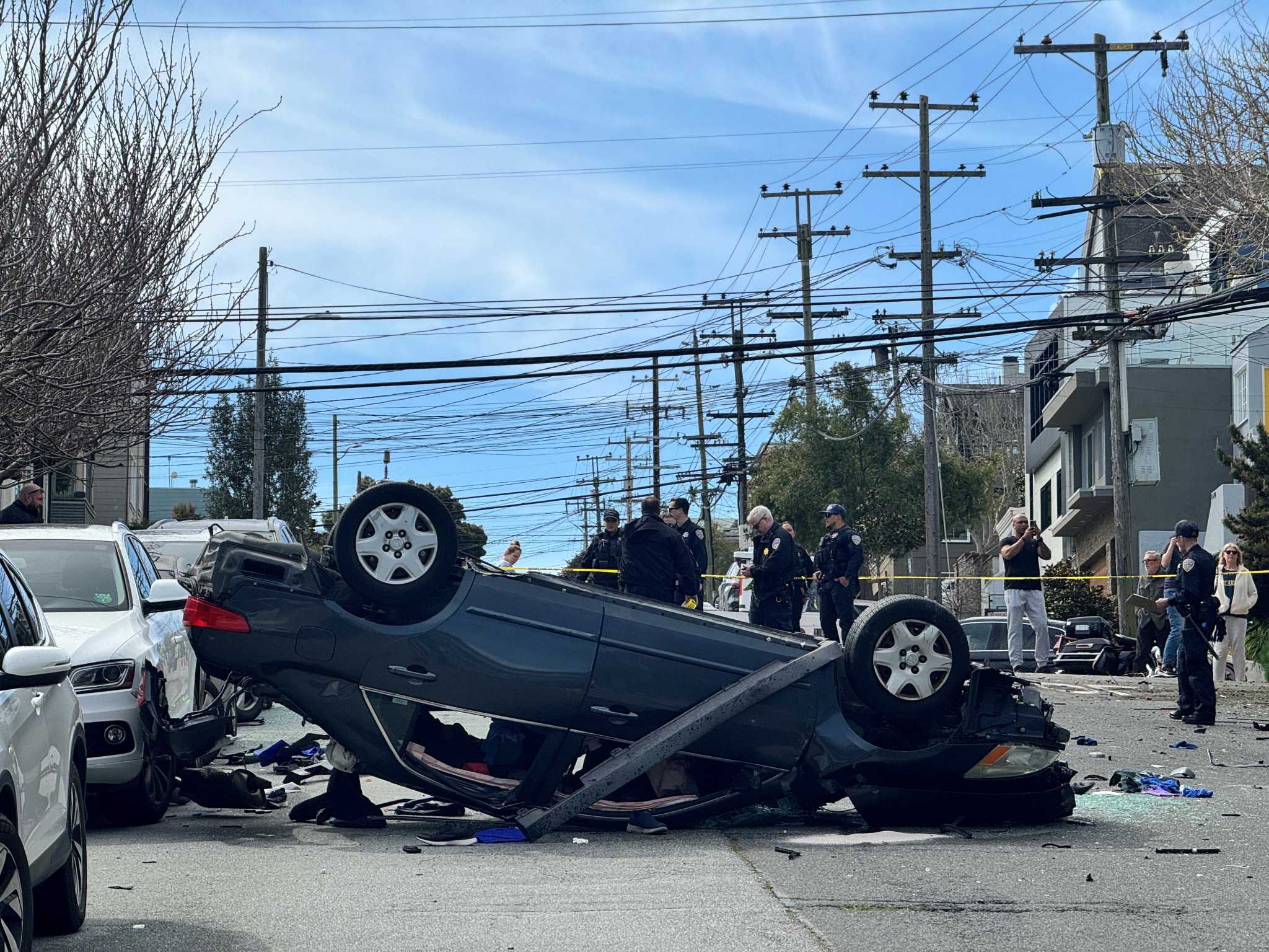 Driver dies after being ejected during rollover crash in SF