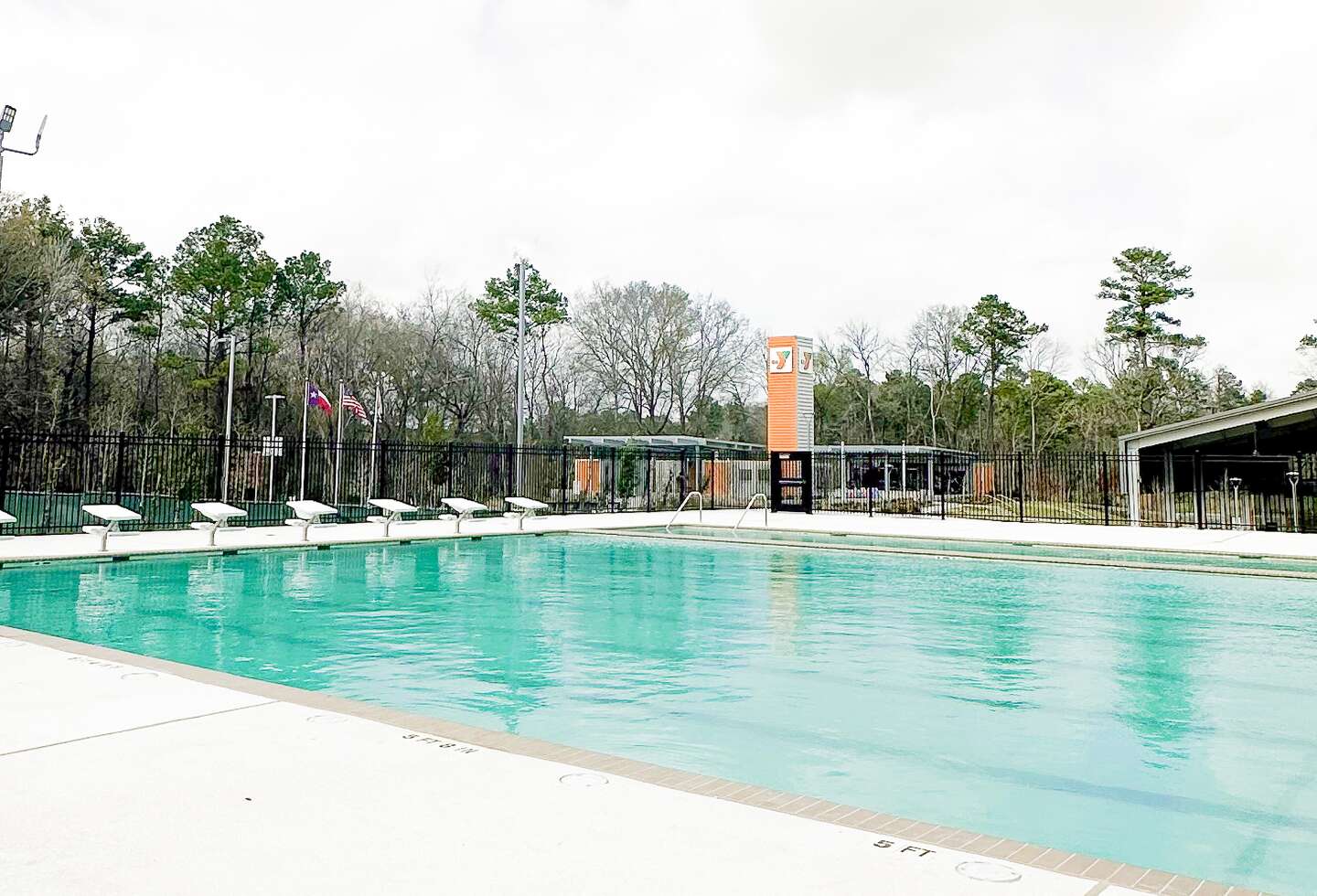 New aquatic center opens at Family YMCA in Spring