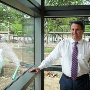 Leader of noted Houston private school to resign amid tumultuous time on campus