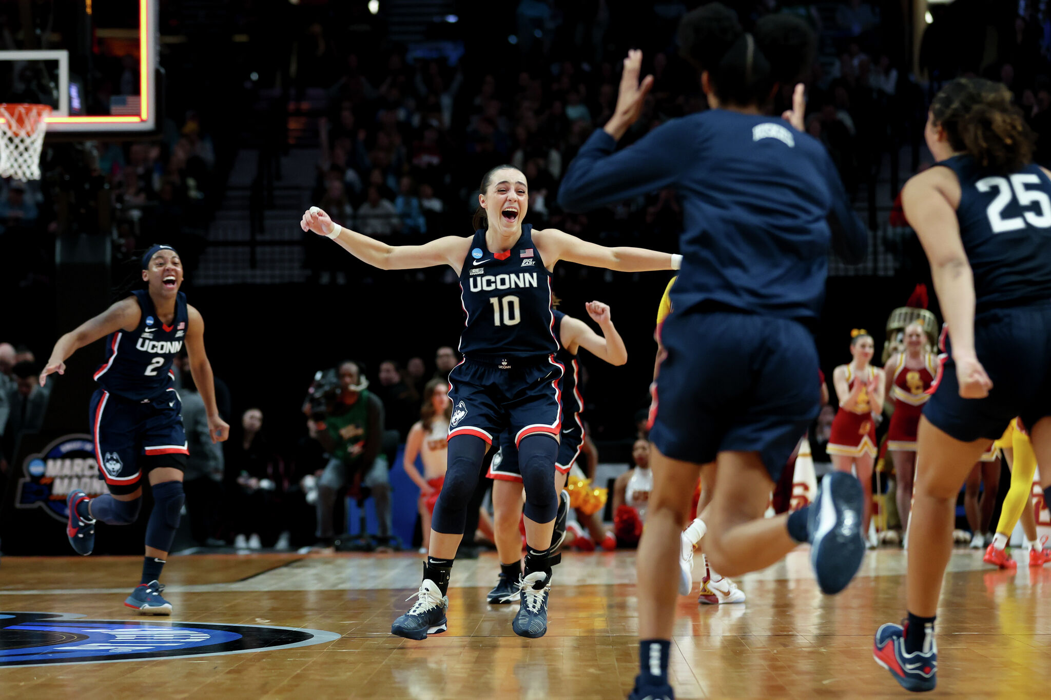 UConn vs. USC March Madness recap: Huskies headed back to Final Four