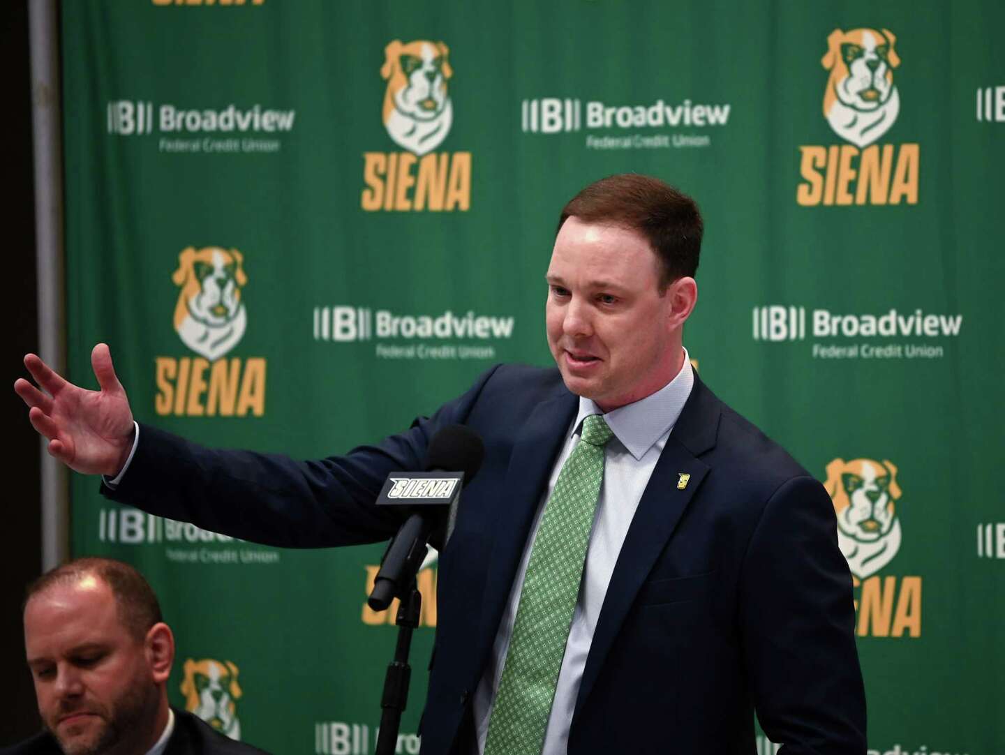 Gerry McNamara turns Syracuse recruiting losses into Siena wins