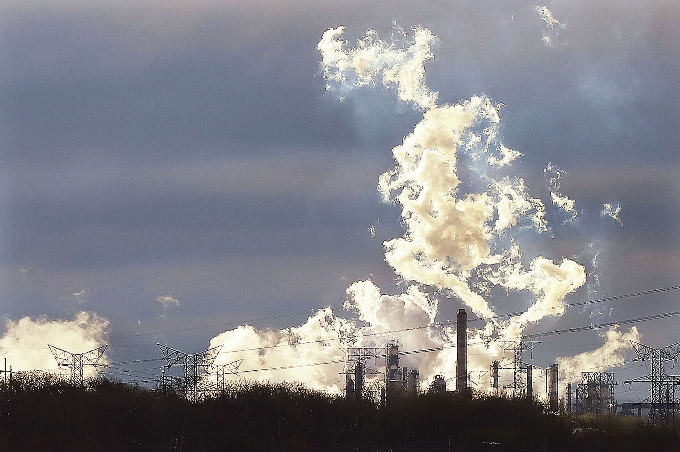 Steam at the Phillips 66operated Wood River Refinery