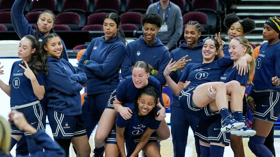 Despite injuries, UConn women's basketball team couldn't be closer