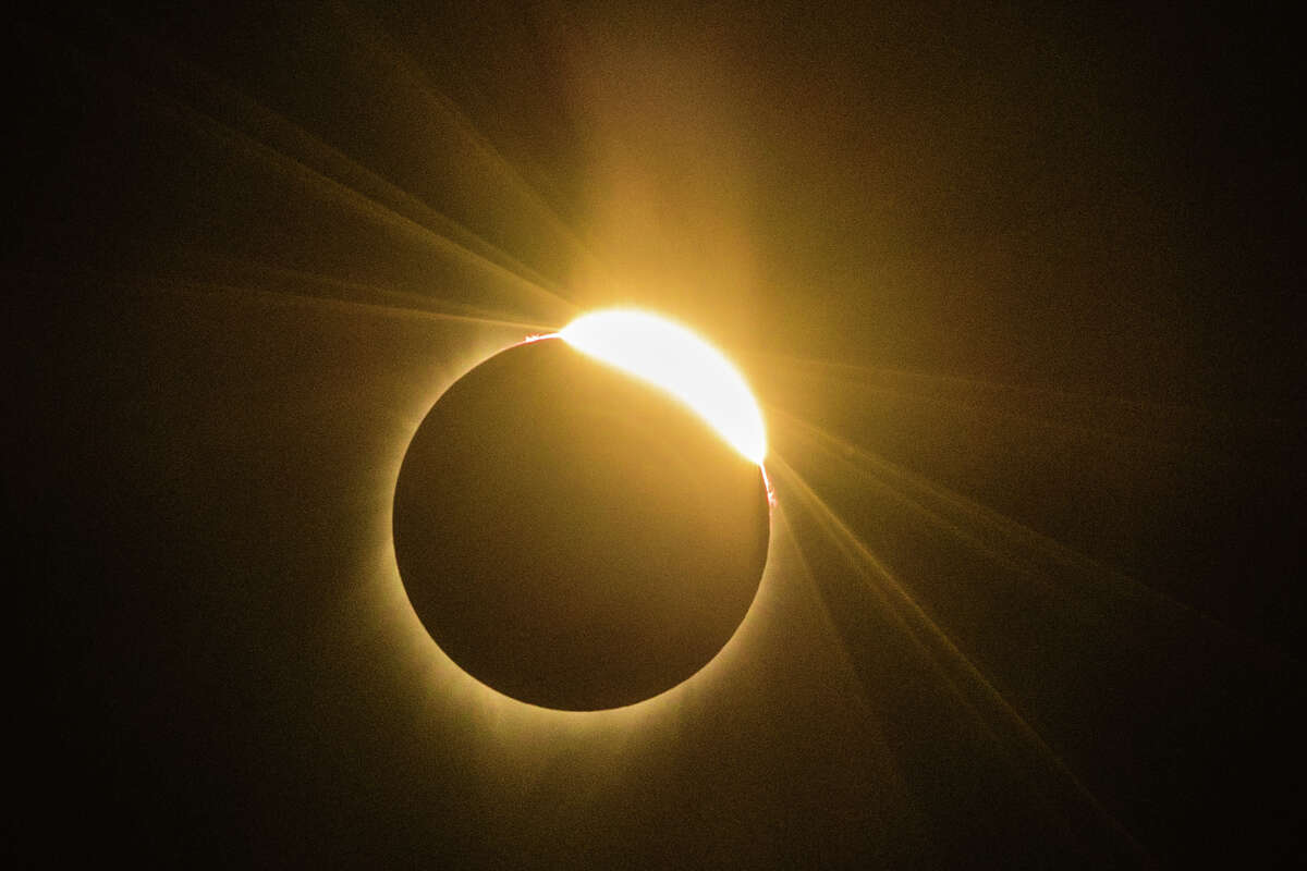 A number of special phenomena can be observed during the total solar eclipse in Texas on Monday. 