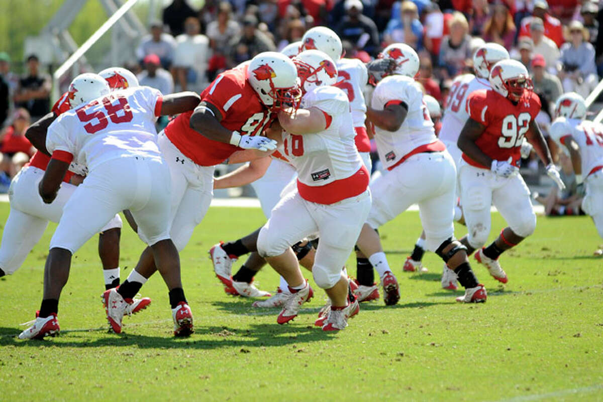 Lamar Football Holds Final Scrimmage