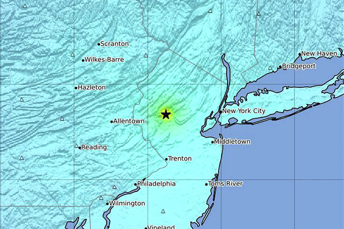 4.8 magnitude earthquake shakes Connecticut and New York City area