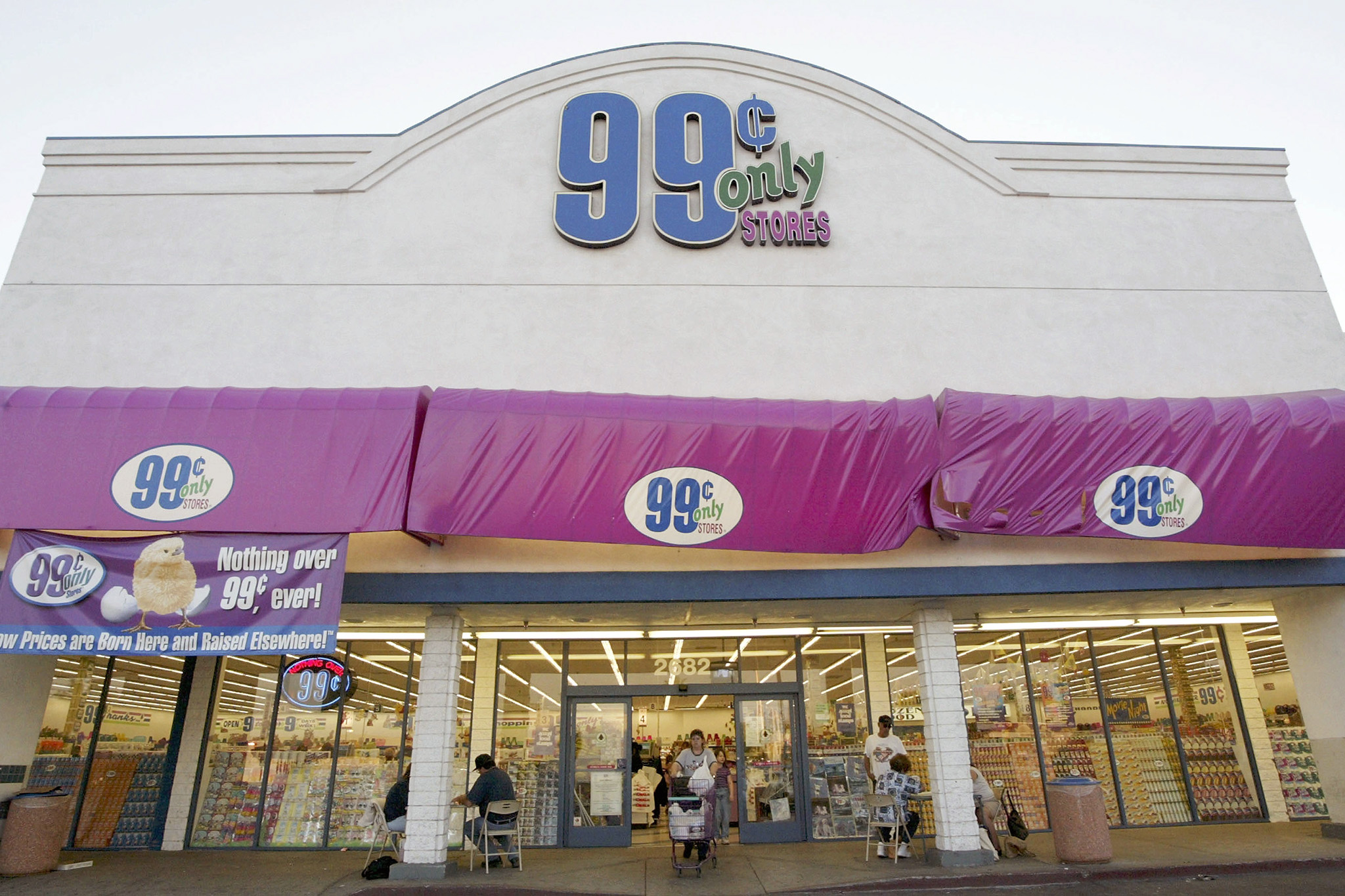 99 Cents Only is closing. That's bad news for many Californians. - New York Times 99 Cents For 12 Weeks