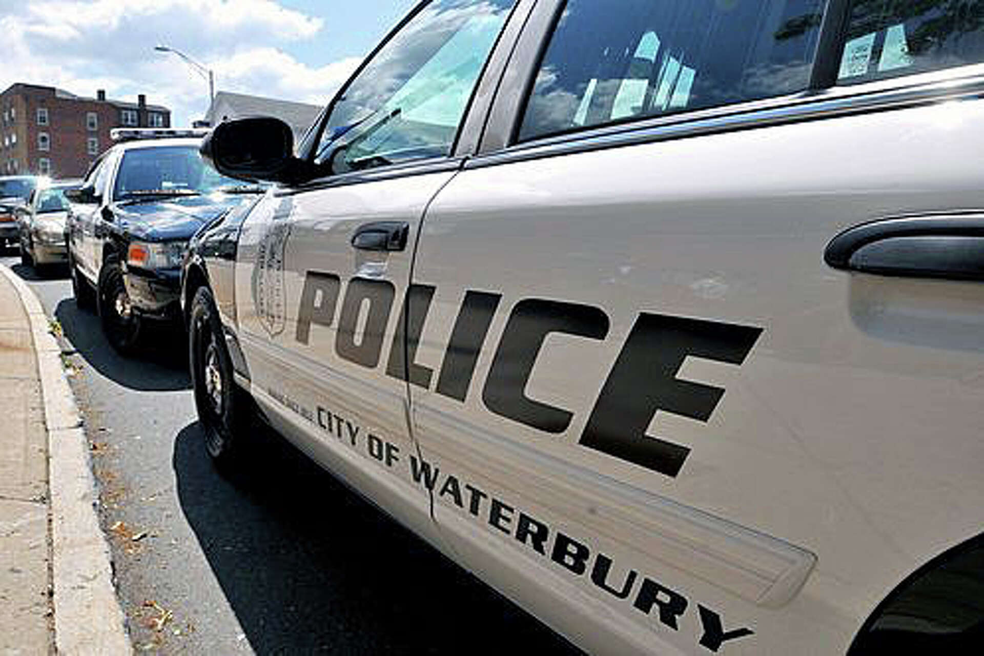 Waterbury felon found with stolen gun, stolen car, drugs, police say