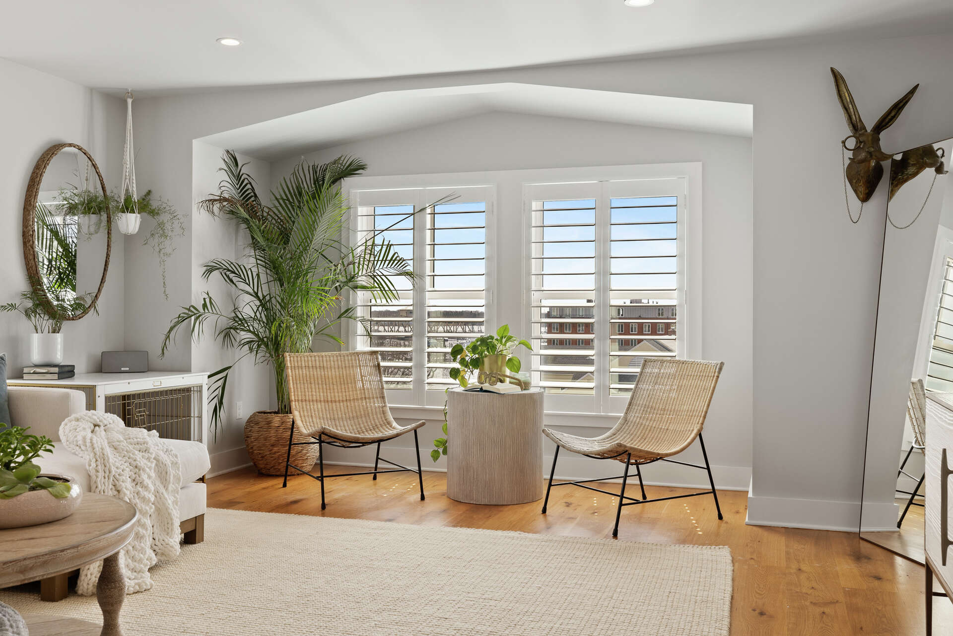 Curated visual reference: Gallery Detail: Luxury Penthouse Overlooking Mystic River Listed For 1 375M