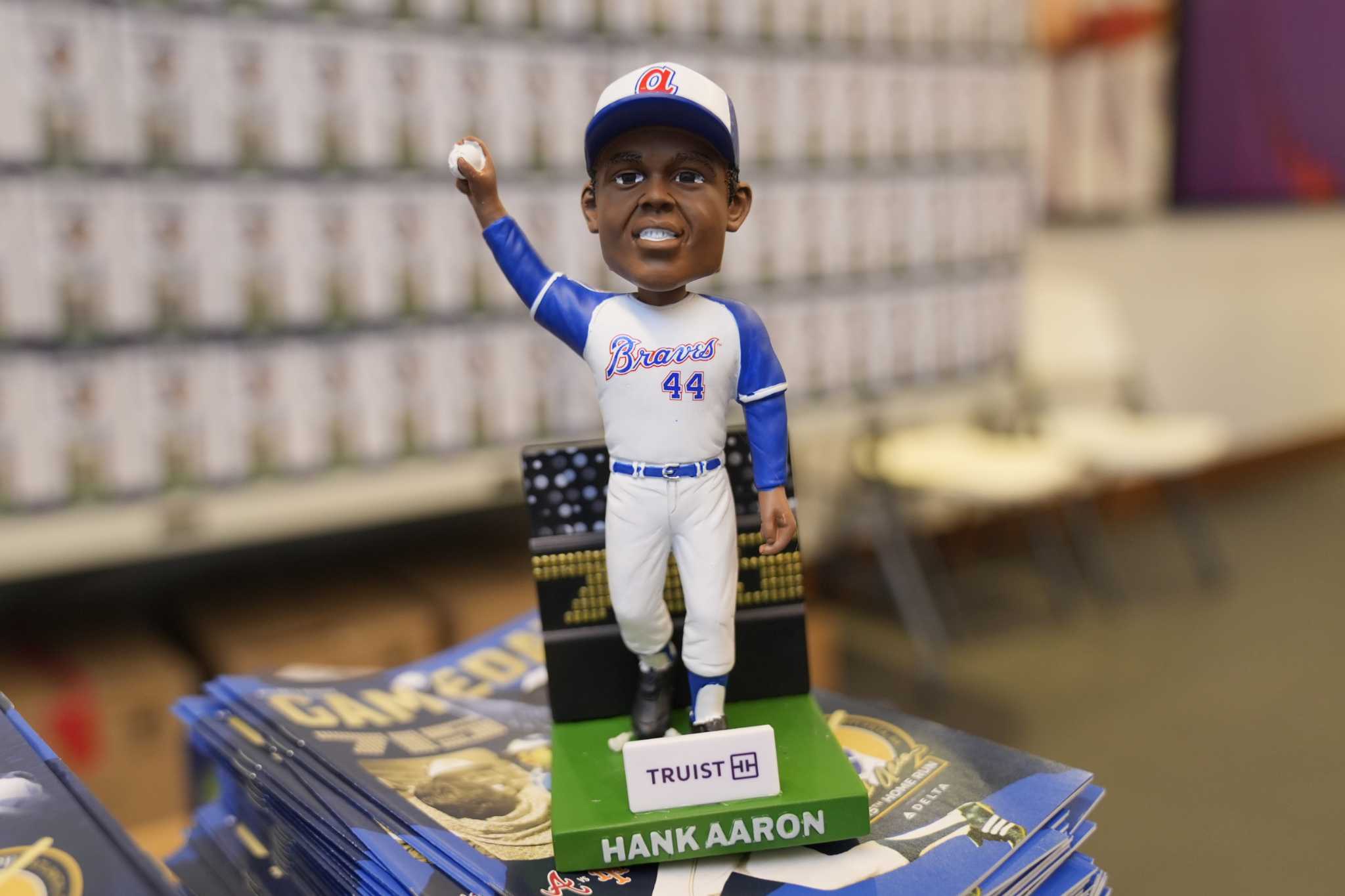 50 years after Hank Aaron's 715th homer, Hall of Fame announces statue ...