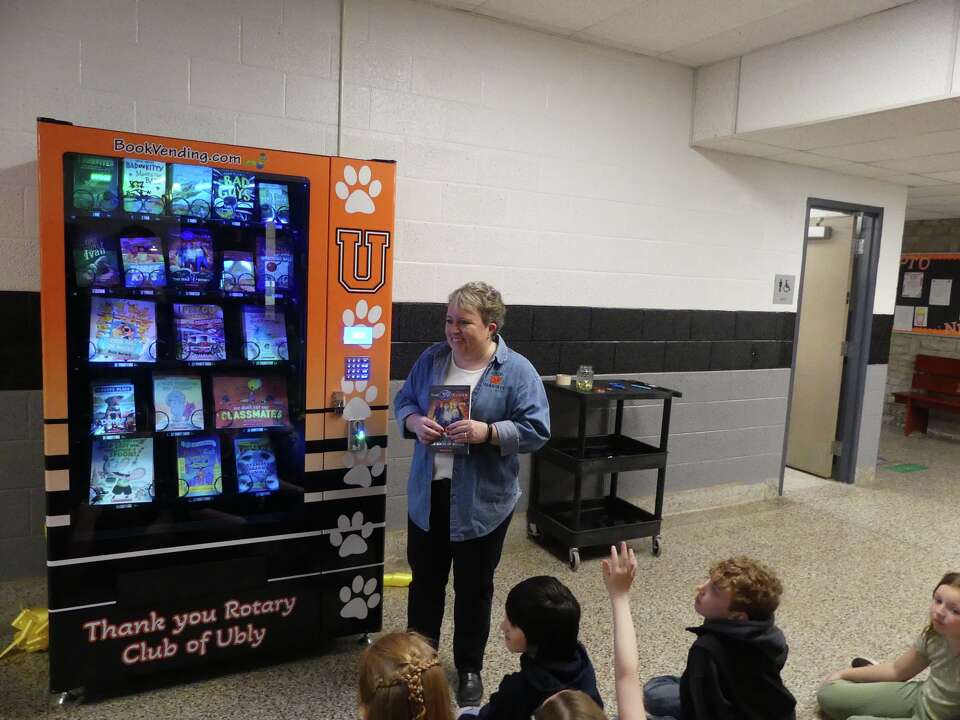 New book vending machine at Ubly Elementary