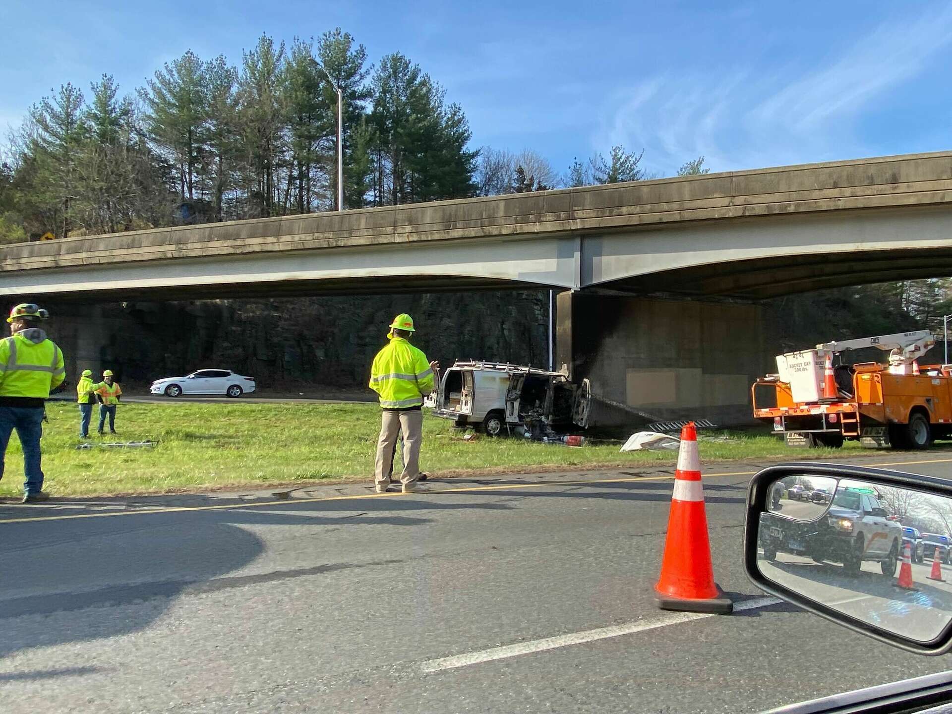 Police ID Bridgeport man killed in Trumbull fiery crash on Route 8