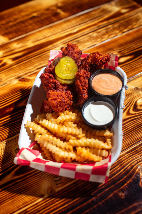 Enjoy chicken and beer at San Antonio&rsquo;s latest food spot