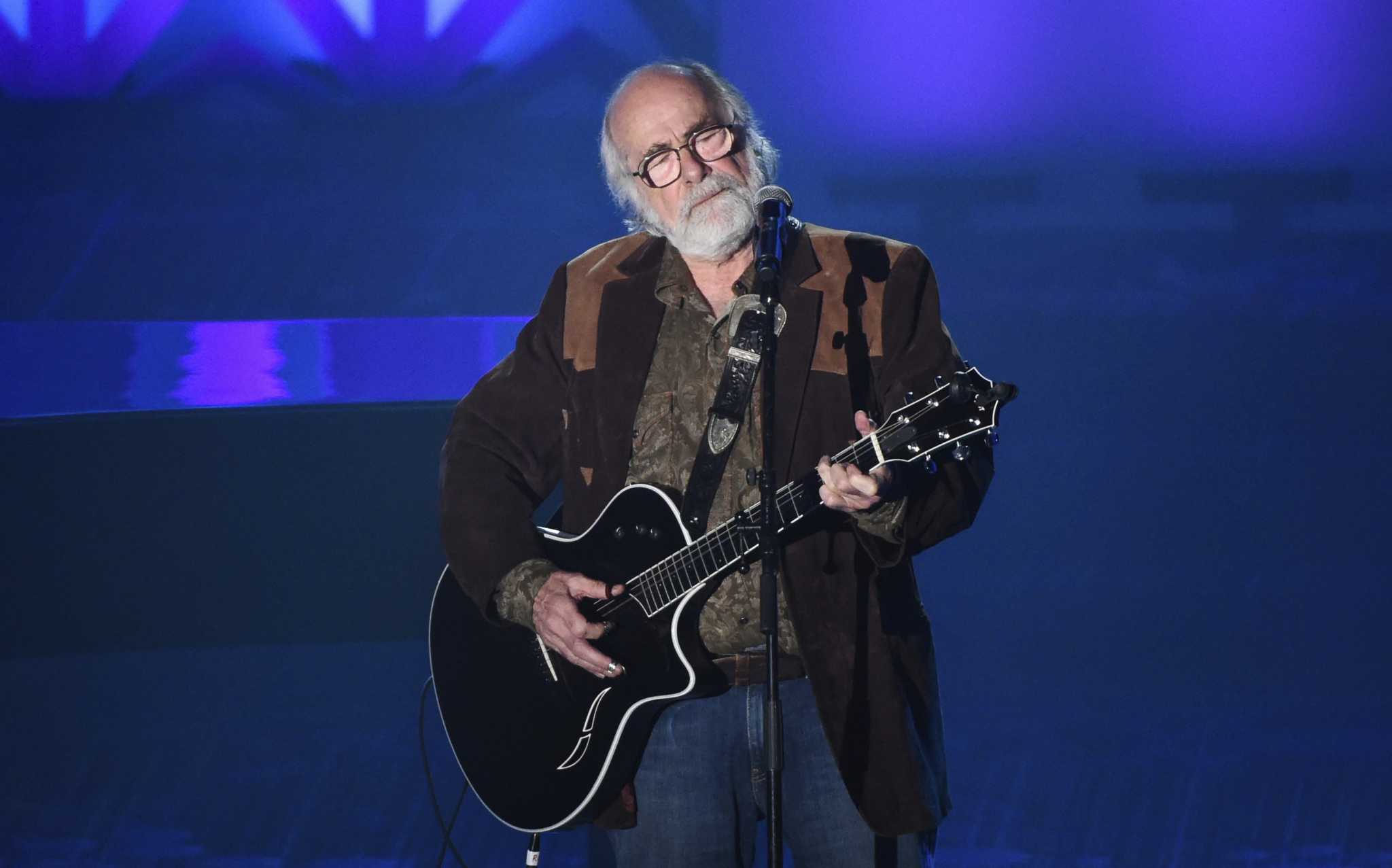 Grateful Dead lyricist Robert Hunter's lost manuscript to be