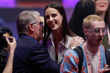 UConn's Geno Auriemma thinks Caitlin Clark being 'targeted in WNBA