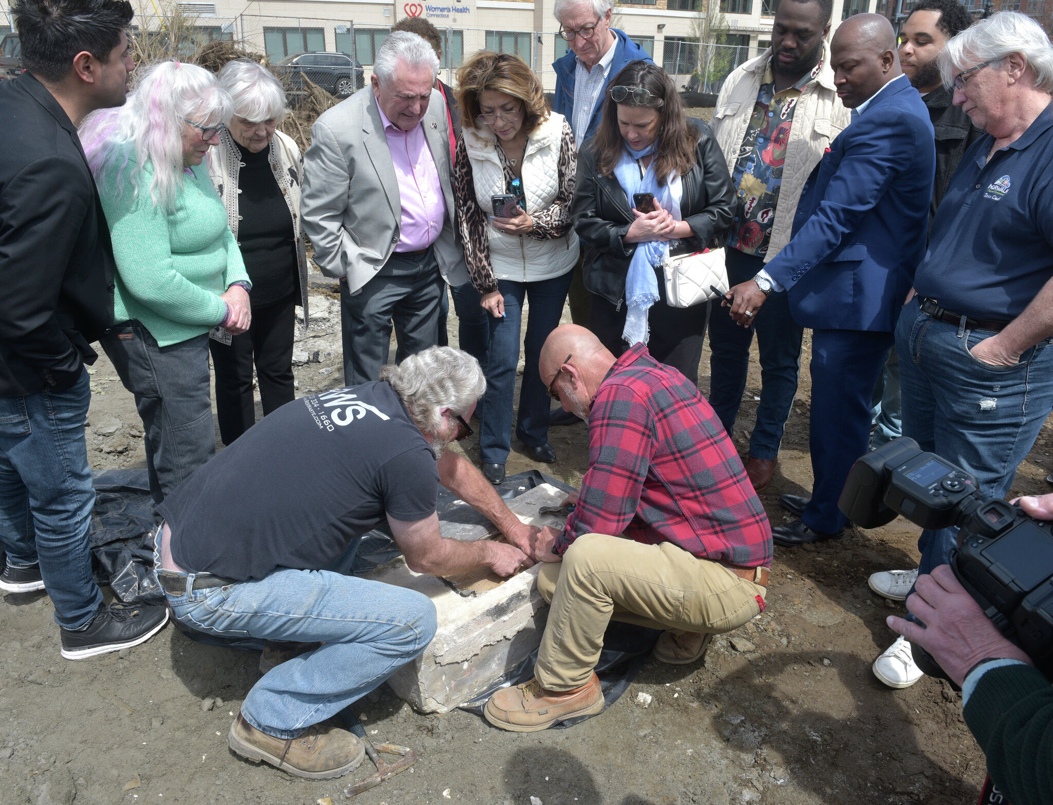 Norwalk YMCA time capsule opened after nearly a century