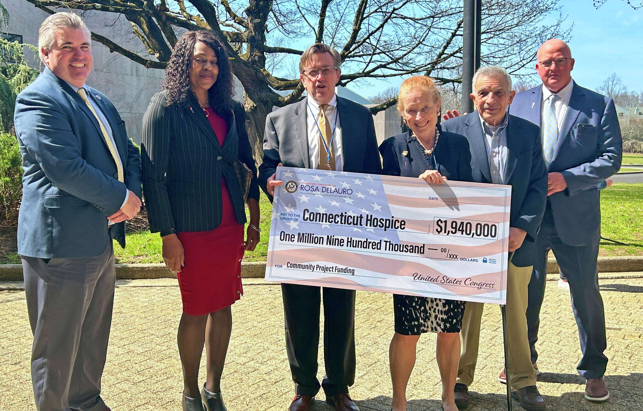 Celebration honors retiring Conn. Hospice CFO, Branford's Joe Mooney