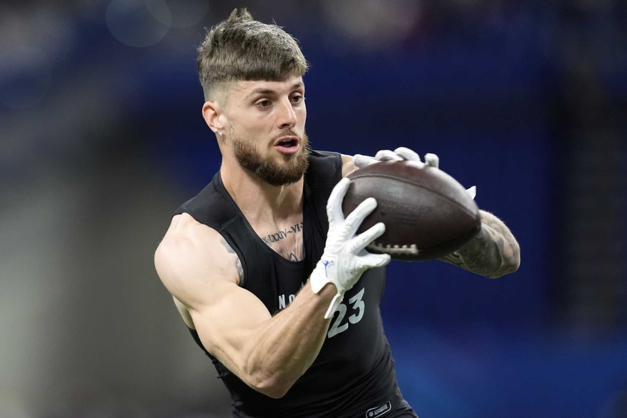 The 49ers take Florida receiver Ricky Pearsall with the 30th pick in the NFL draft