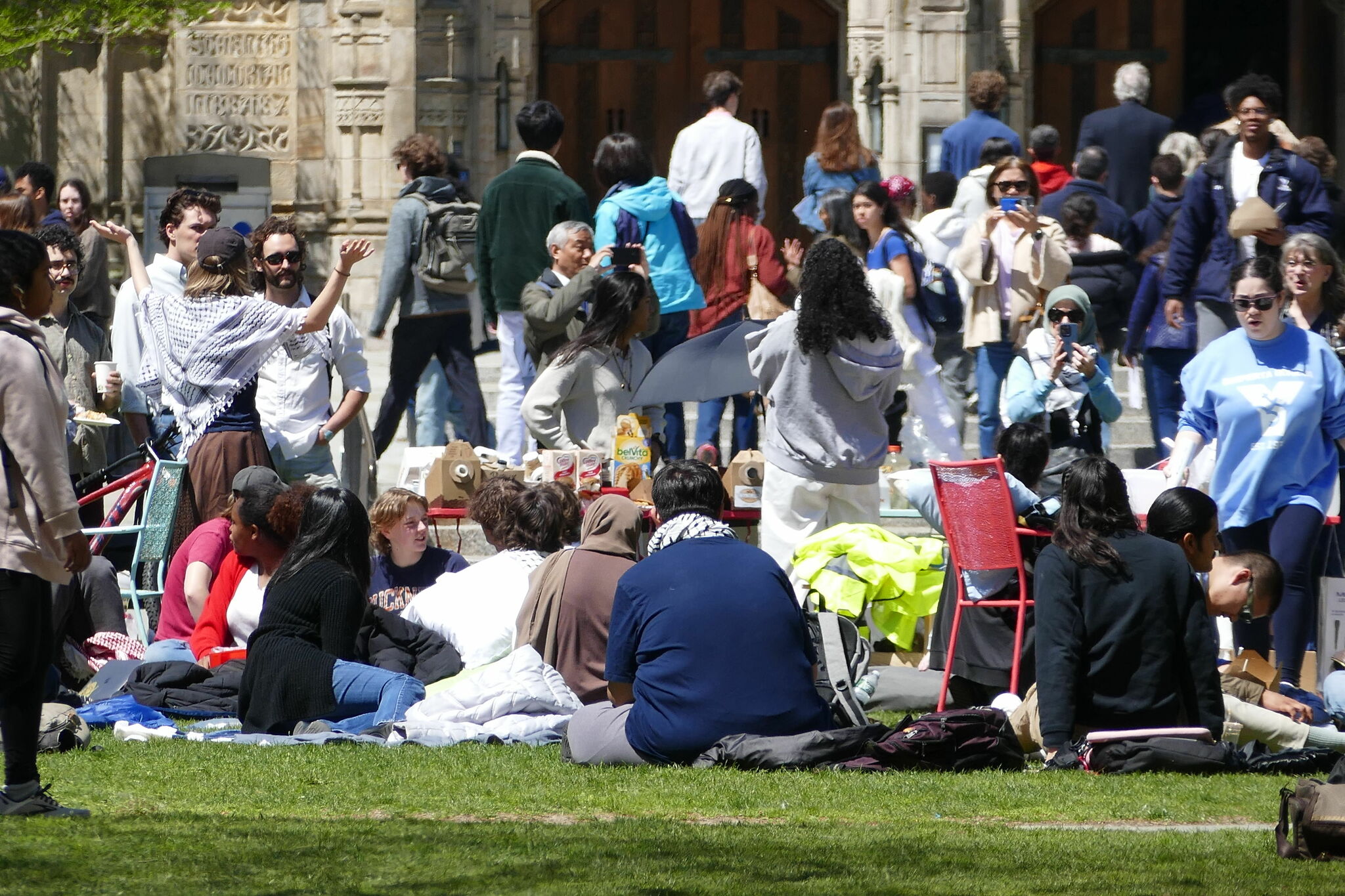 Yale protests continue in New Haven a day after dozens were arrested