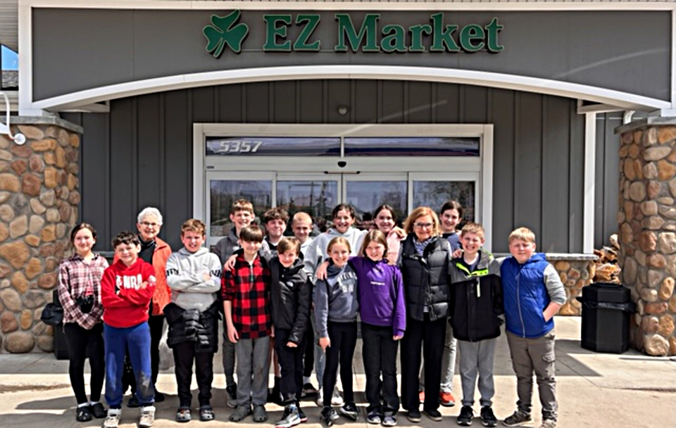 Onekama EZ Market hosts Onekama 5th graders