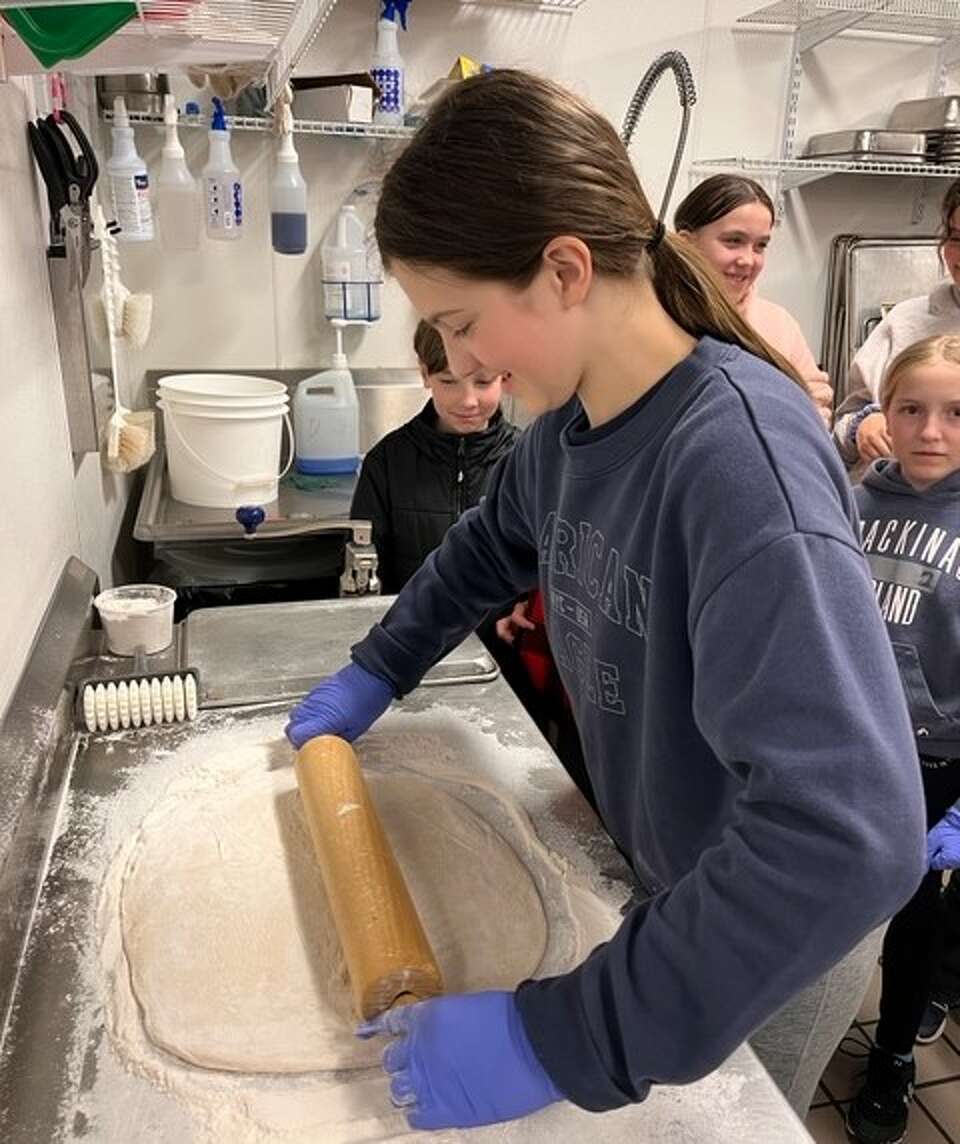 Onekama EZ Market hosts Onekama 5th graders
