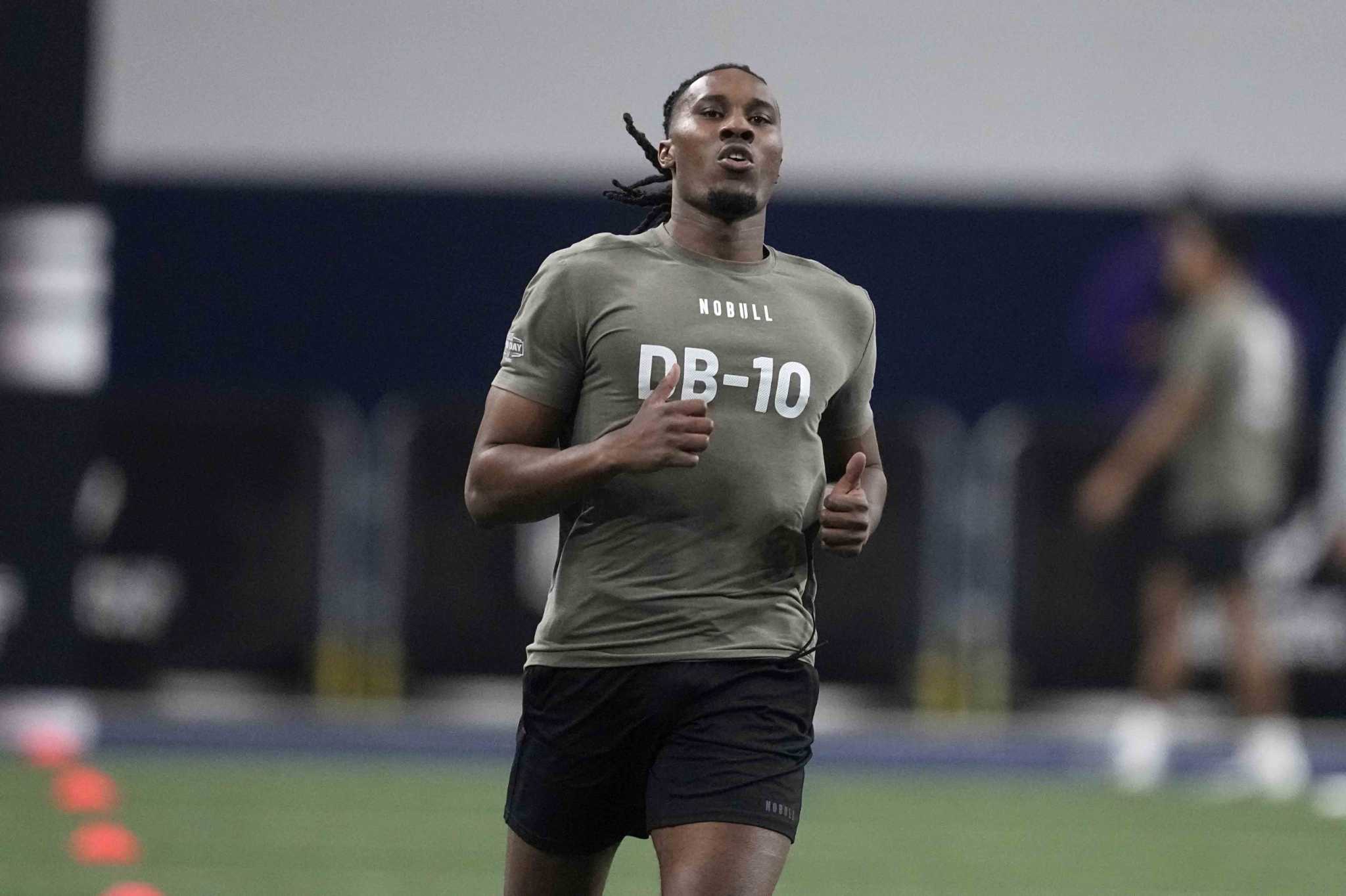 NFL draft: Projecting Houston Texans' picks for 2024