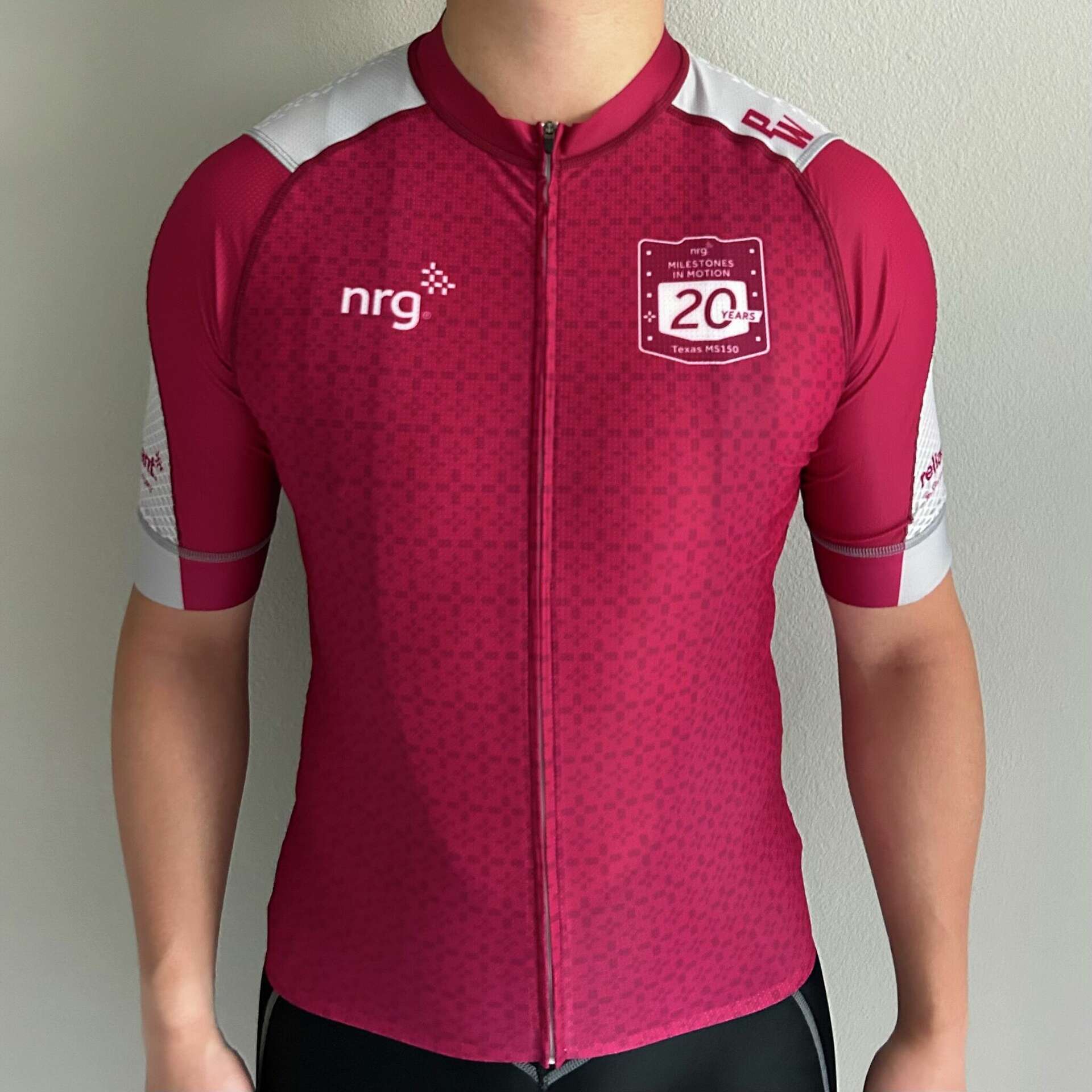 Texas MS 150 cyclists share jersey designs, reasons why they ride