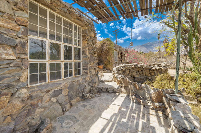 Palm Springs Araby rock homes for sale for the first time in 45 years