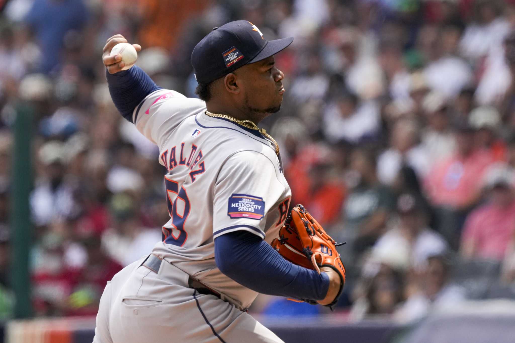 Astros complete first sweep of season in Framber Valdez's return