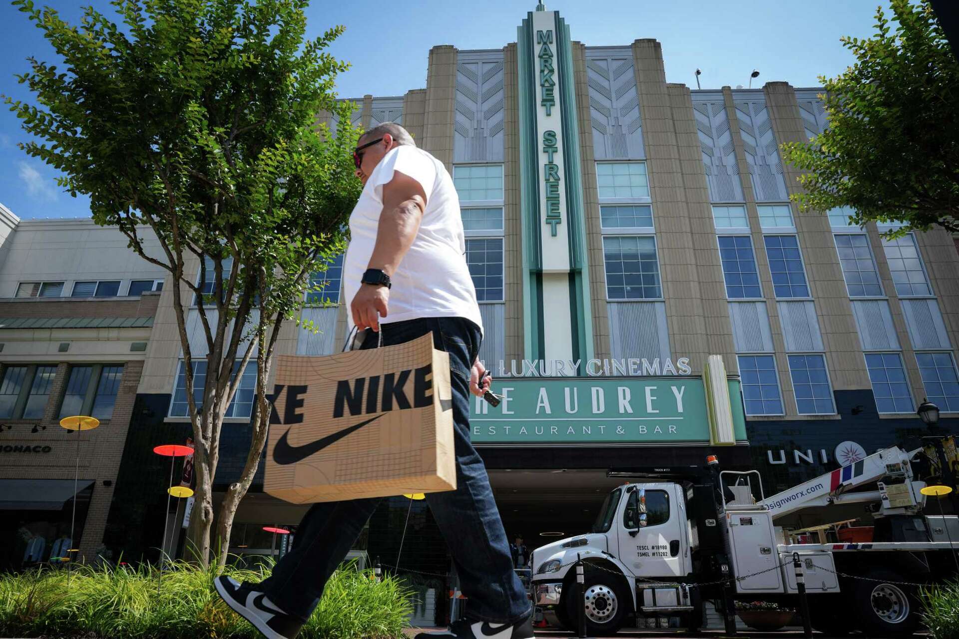 Woodlands H E B Oliver Peoples among Market Street renovations