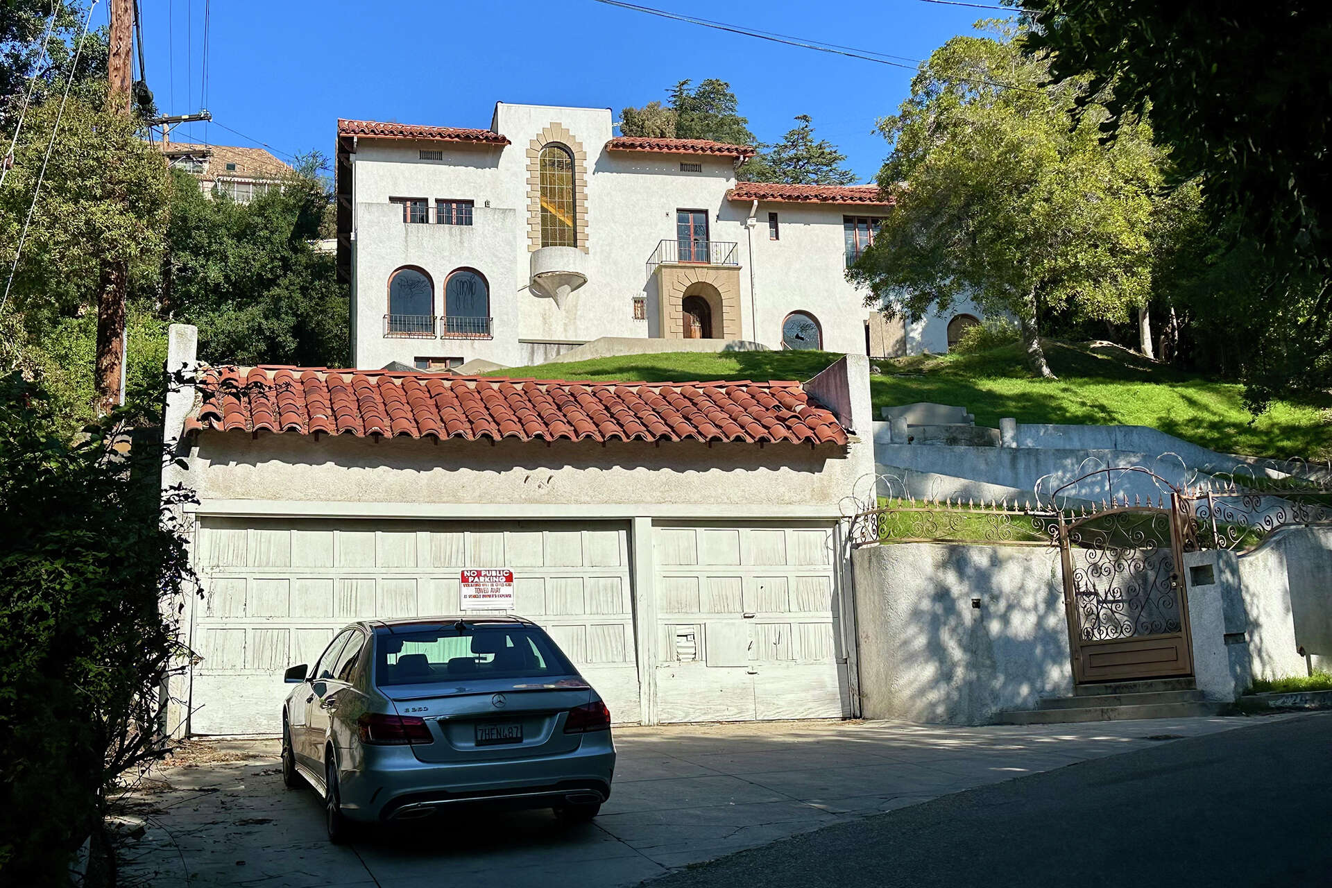 Site of grisly California murder rampage hits the market for $3.65M