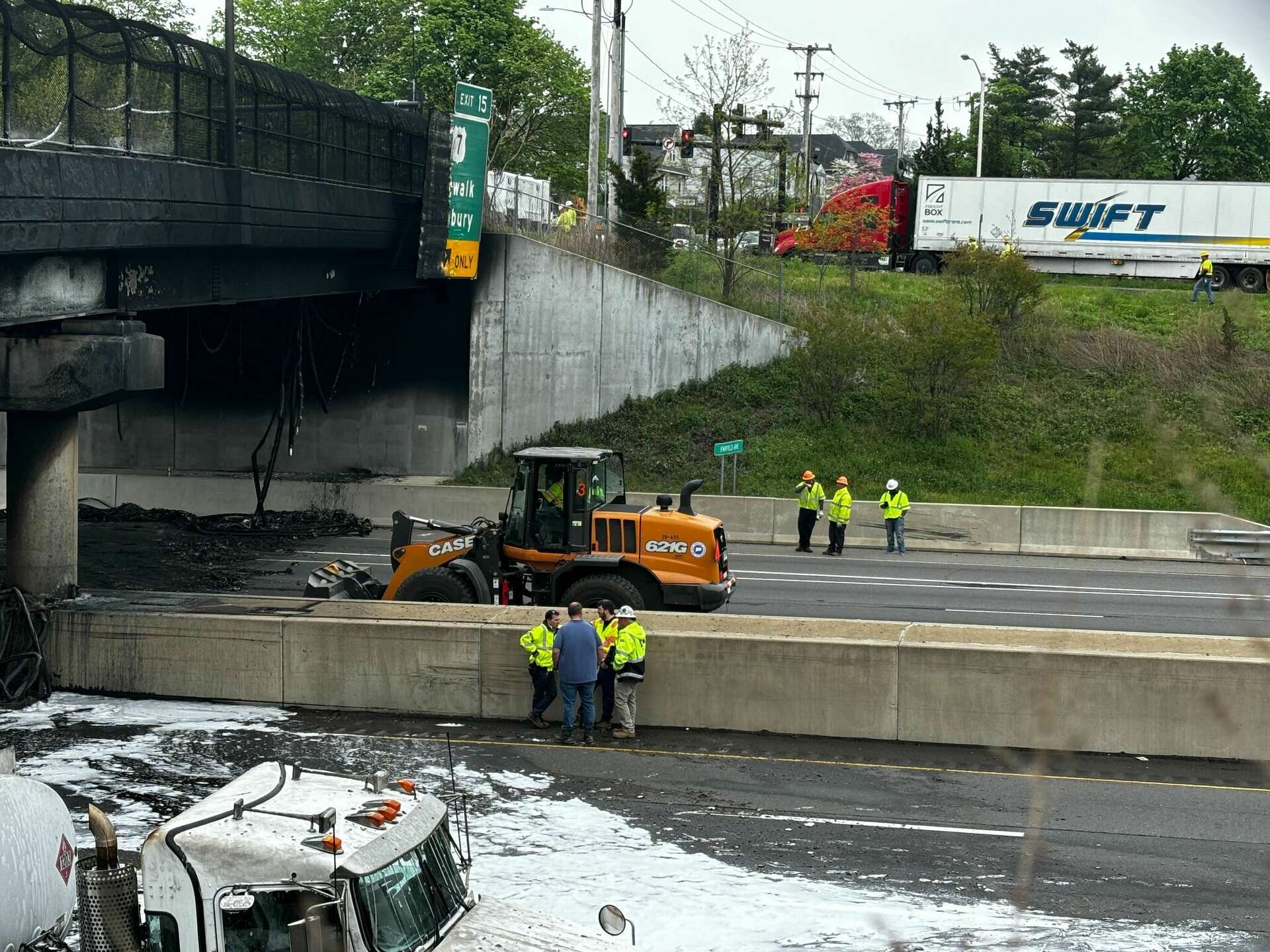 CT DEEP: No gasoline in Norwalk River after I-95 tanker truck crash