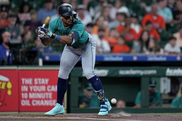 Houston Astros: Bats struggle in shutout loss to Mariners