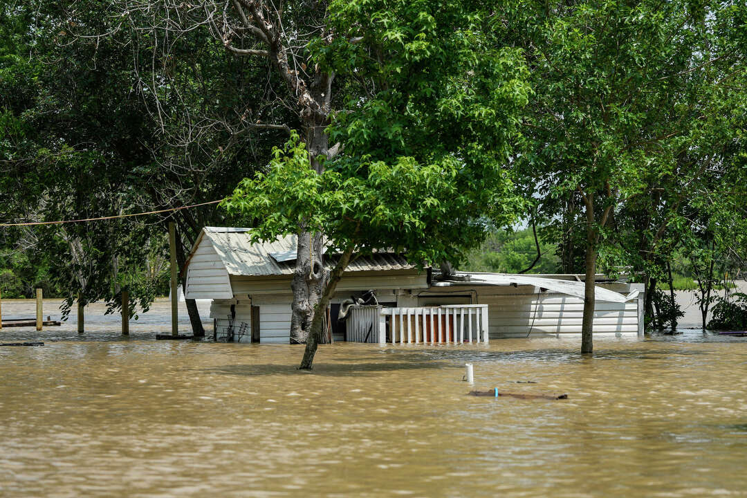 Houston under flood watch Thursday ahead of soaking rains