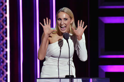 Nikki Glaser dominates Tom Brady's Netflix roast, no one was safe